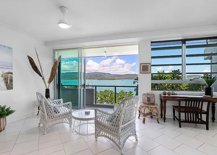 Peninsula Airlie Beach